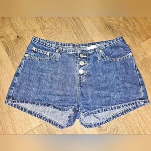 Vintage y2k low rise Jordache denim shorts